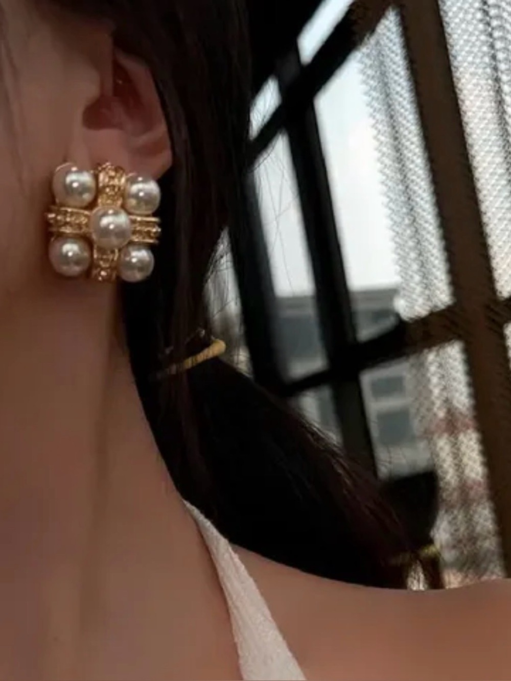Gold Pearl Cluster Earrings - White Faux Pearls - Picture 2 of 6